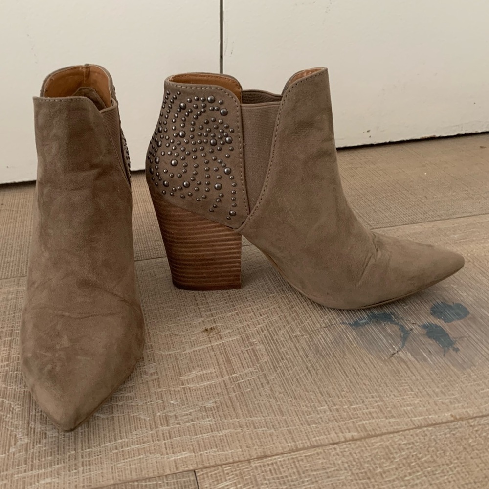 Report Studded Ankle Boots 8M